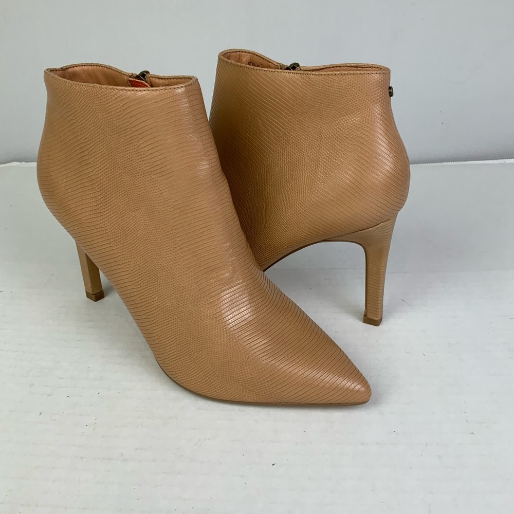 French Connection Sz 9 Ally Tan Brown Snakeskin Pointed Toe Ankle Boots Booties